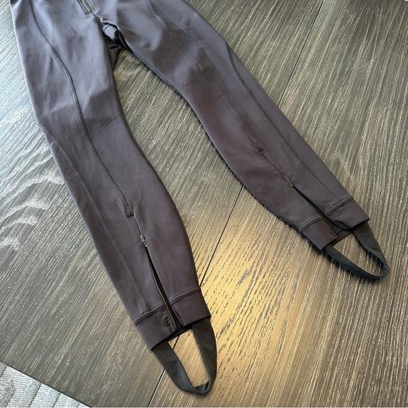 Lululemon Pull-On Zip-Front Stirrup High-Rise Pant *Full Length in Black, Small - Picture 8 of 15
